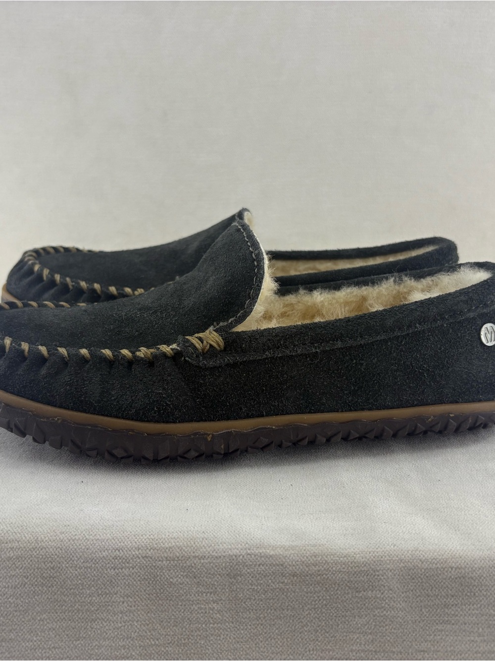 Minnetonka Tobie Slate Grey Suede Shearling-Lined Moccasins women’s size 8M NEW